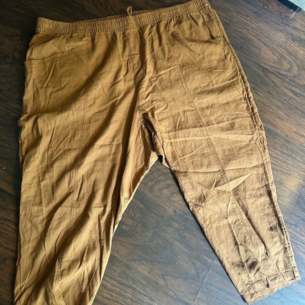 Old Navy Tan Straight Leg Pants Relaxed Fit